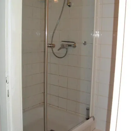 Apartment In Gruenderzeitvilla In Strandnaehe *